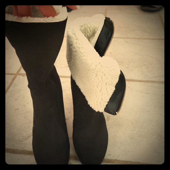 Juicy Couture Shoes - Juicy Couter  suede boots